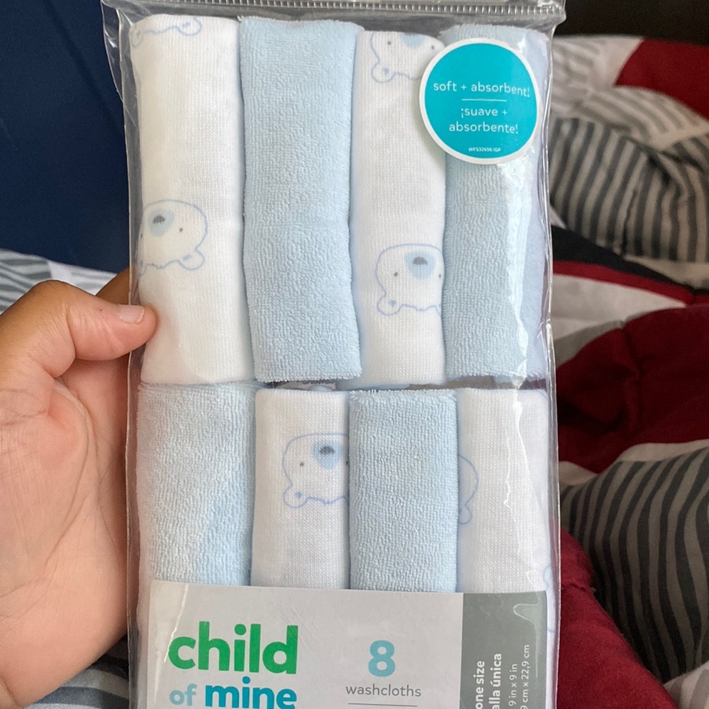 Child of mine 8 wash clothes